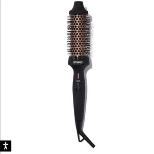 Amika Blowout Babe Thermal Brush